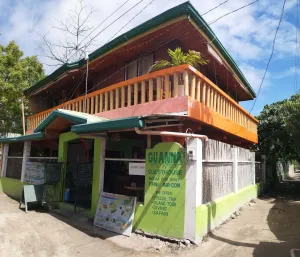 Image of Guanna's Place Room and Resto Bar