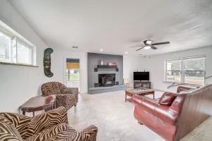 Image of Steps to the Lake: Eufaula Home w/ Game Room!