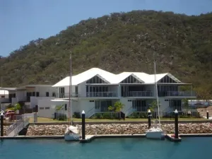 Image of Waters Edge Townhouse 4