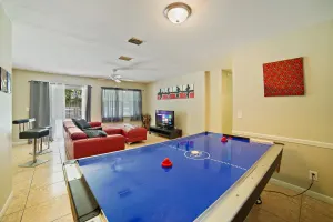 Image of 3 BR Pool Home in Tampa by Tom Well IG - 11115