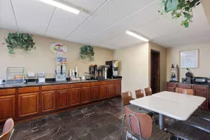 Image of Super 8 by Wyndham Fort Mitchell Cincinnati Area