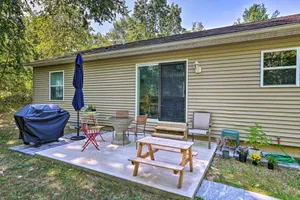 Image of Peaceful Athens Retreat at Sleepy Hollow Lake