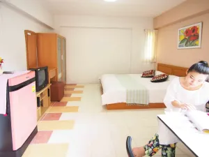 Image of Thanapa Mansion - Hostel