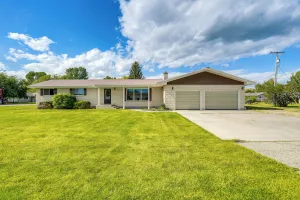 Image of Idaho Vacation Rental: Day Trip to Yellowstone!