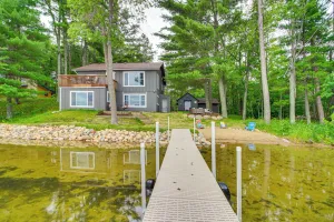 Image of Renovated Brainerd Cabin on Lake: Fish & Swim!
