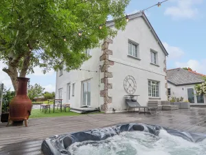 Image of The Manor House Skerry Vore