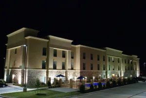 Image of Hampton Inn & Suites Center