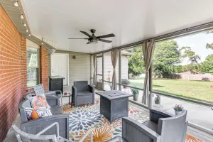 Image of Crestview Family Home: Screened Porch & Games!