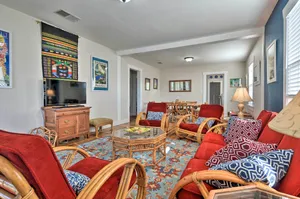 Image of Eureka Cottage Near Sequoia Park and Old Town!