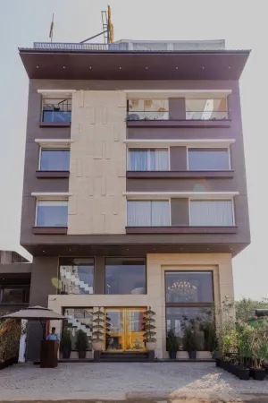 Image of Hotel Golden Aura
