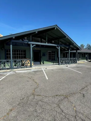 Image of Black Hawk Lodge