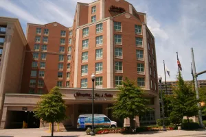 Image of Hampton Inn & Suites Arlington Crystal City DCA