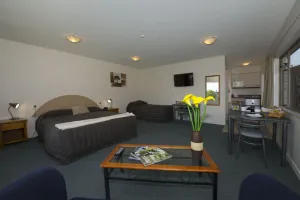Image of Lake Point Motel