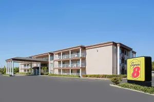Image of Super 8 by Wyndham Oroville