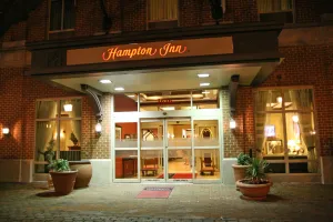 Image of Hampton Inn Alexandria-Old Town/King St. Metro