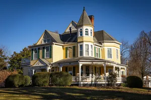 Image of The Oaks Victorian Inn