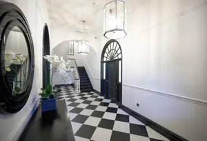 Image of Luxury Full Apartment Free Secure Parking King bed