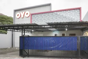 Image of Super OYO 90033 DeHome Family