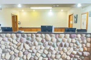 Image of Duluth Inn & Suites Near Spirit Mountain