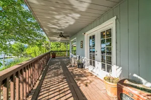 Image of Lakeside Retreat With Private Boat Ramp 3 Bedroom Home by RedAwning