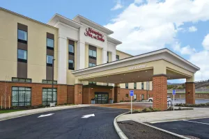 Image of Hampton Inn &  Suites Grants Pass