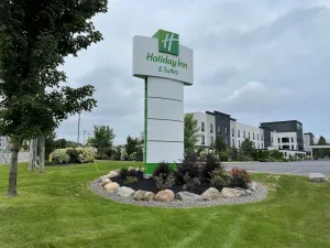 Image of Holiday Inn & Suites Syracuse Airport - Liverpool by IHG