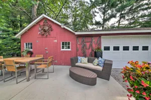 Image of Quiet St Charles Cottage with Patio and 4 Acres
