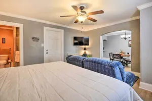 Image of Modern Studio Apartment in Central Williamstown!