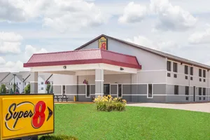 Image of Super 8 by Wyndham Shipshewana