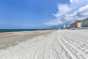 Image of Dreamy Daytona Studio with Beach Access!