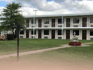 Image of Garden Inn Truck Plaza