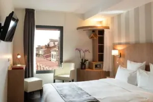 Image of Hôtel Le Père Léon