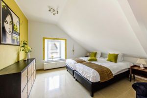 Image of Zythogite, 23 personnes, 9 chambres, 6 salles de bain, bbq, jacuzzi, jardin, billard