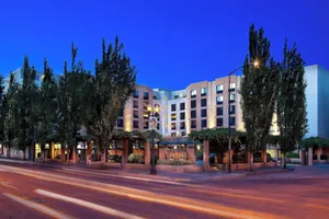 Image of Courtyard Portland Downtown / Convention Center