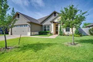 Image of Bryan Home w/ Covered Patio: 6 Mi to Texas A&m!