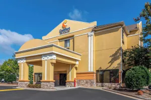 Image of Comfort Inn & Suites Atlanta-Smyrna