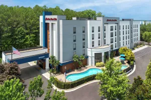 Image of Hampton Inn & Suites Atlanta-Six Flags