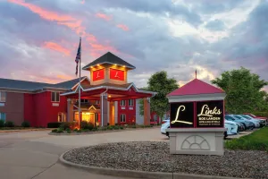 Image of Links Bos Landen Hotel & Spa of Pella, Trademark by Wyndham