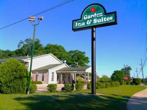Image of Garden Inn and Suites near Callaway Gardens Pine Mountain