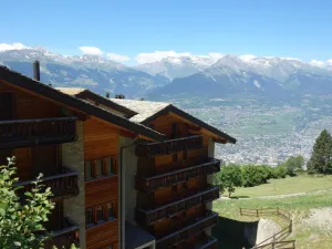 Image of Cozy Apartment With Valley Views