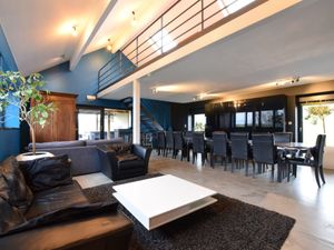 Image of Modern Cottage in Vaux sur S re with Sauna