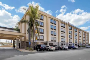 Image of Comfort Inn Anaheim Resort