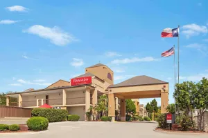Image of Ramada by Wyndham San Antonio Near SeaWorld - Lackland AFB