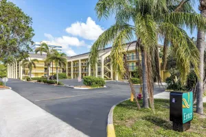 Image of Quality Inn Palm Beach International Airport