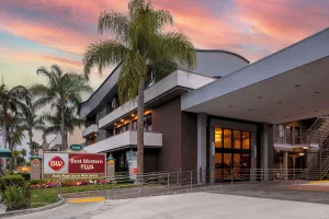 Image of Best Western Plus Park Place Inn - Mini Suites