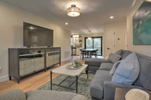 Image of Updated & Modern House < 1 Mi to Dtwn Bentonville!