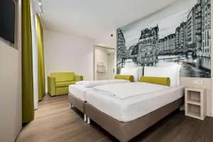 Image of Super 8 by Wyndham Hamburg Mitte