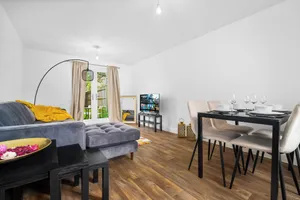 Image of Cosy Marylebone House, Family, Sleeps Up to 8, WIFI, Garden, Parking