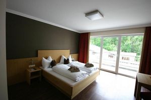 Image of Hotel Herzblut - Joker card included in summer