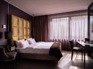 Image of Roomers Frankfurt Central, Autograph Collection